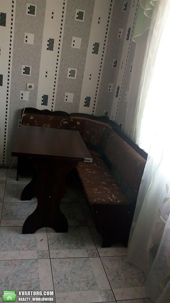 Rent out 2-room apartment. Киев,  Ревуцкого — photo 2