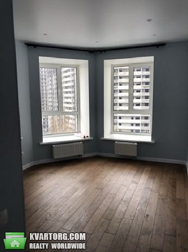 Sell 3-room apartment. Киев,  Комбинатная — photo 4
