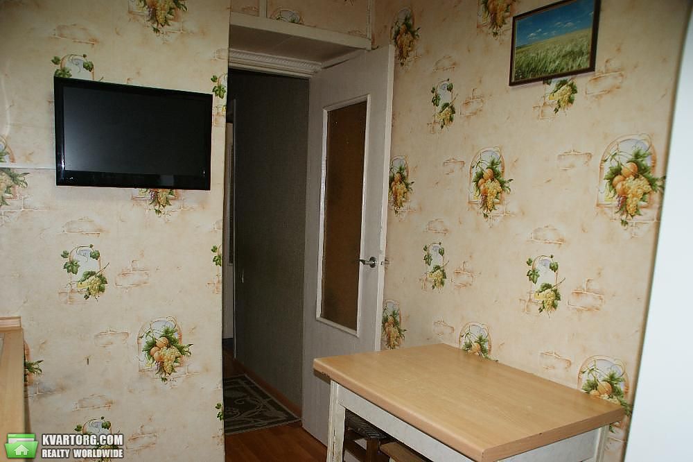 Sell 1-room apartment. Киев,  Полесская — photo 4