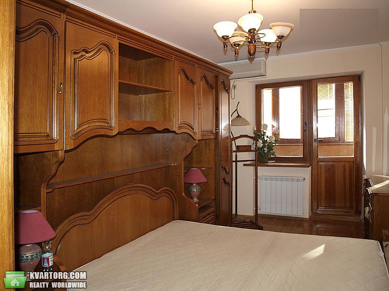 Sell 3-room apartment. Киев,  Срибнокильская — photo 4