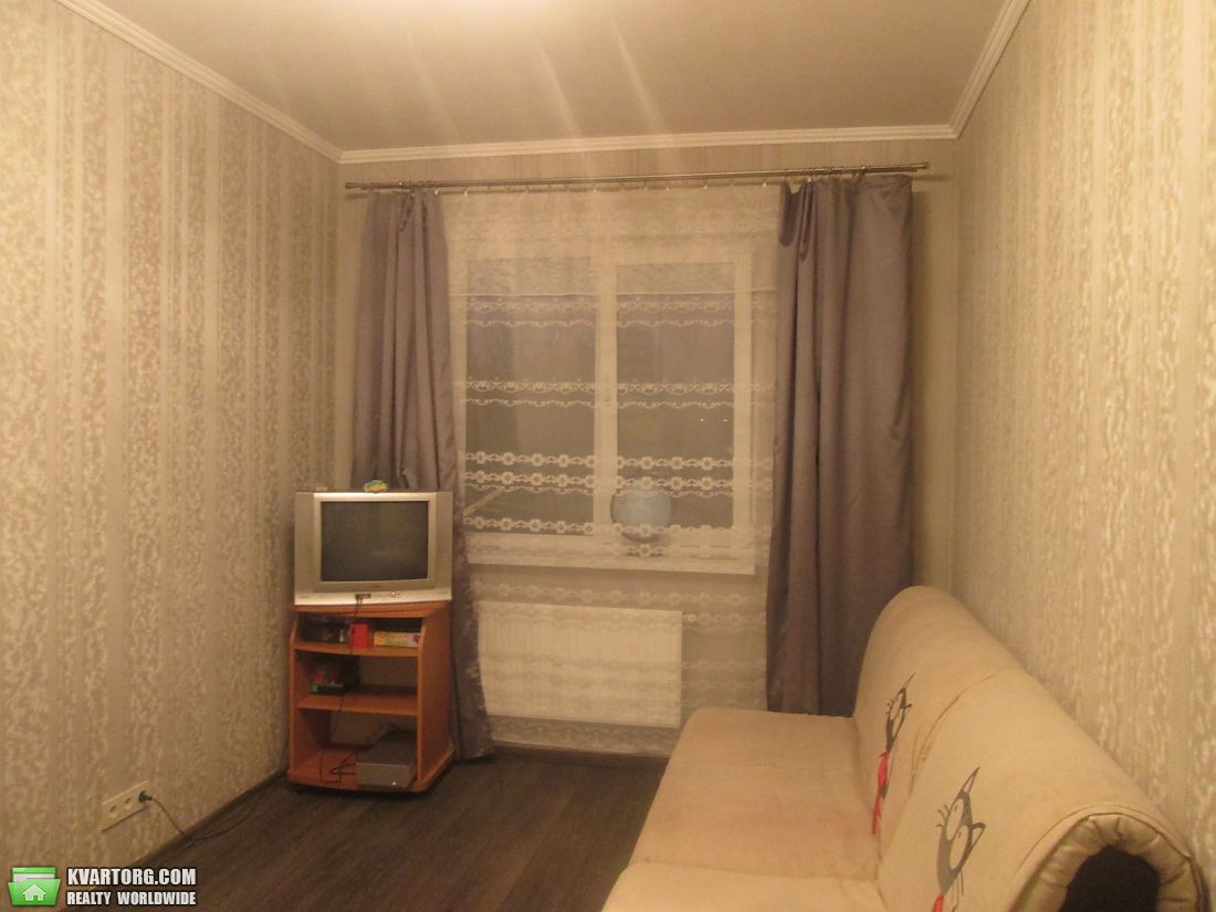 Sell 1-room apartment. Киев, Школьная — photo 3
