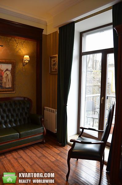 Sell 2-room apartment. Киев,  Богдана Хмельницкого — photo 1
