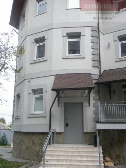 Rent out house. Киев, Бугорная — photo 1