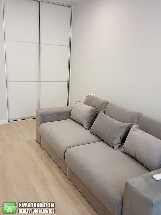 Rent out 1-room apartment. Киев, Юношеская — photo 2