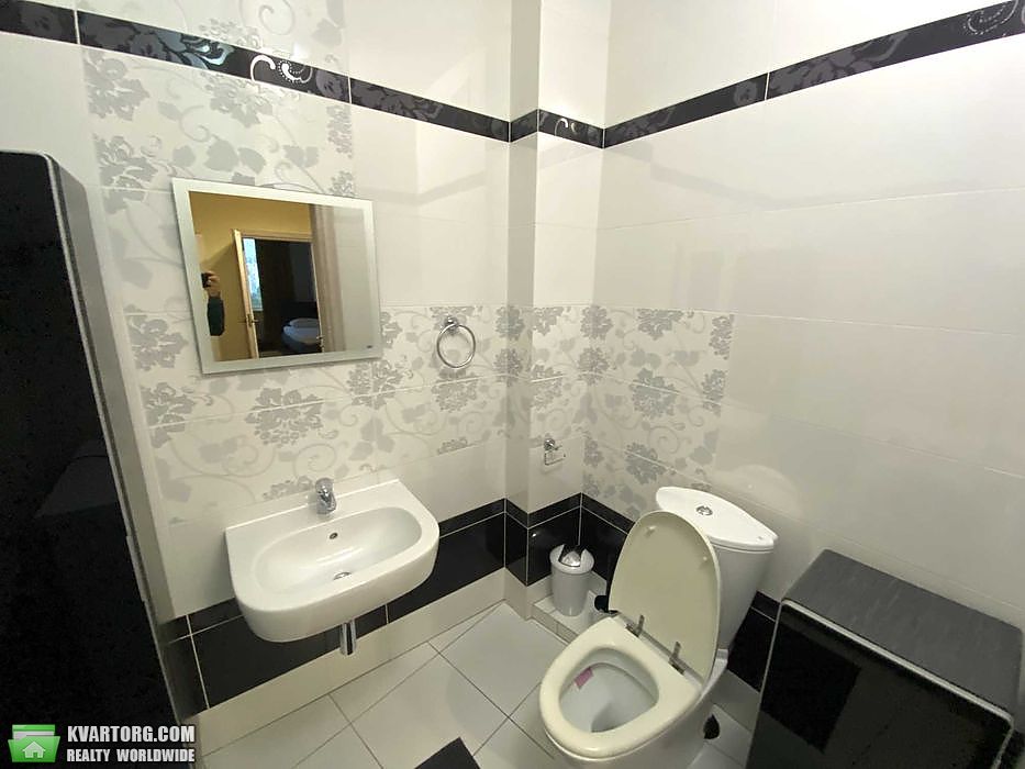 Rent out 3-room apartment. Львов, П. Панча — photo 5