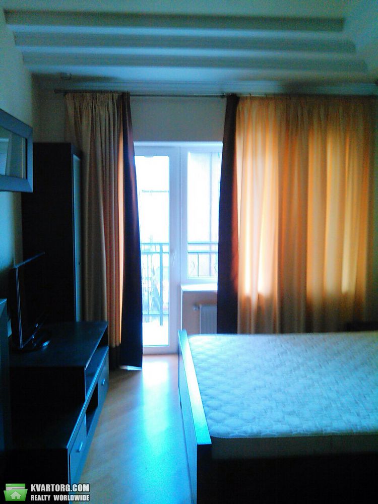 Rent out 1-room apartment. Одесса,  Львовская — photo 1