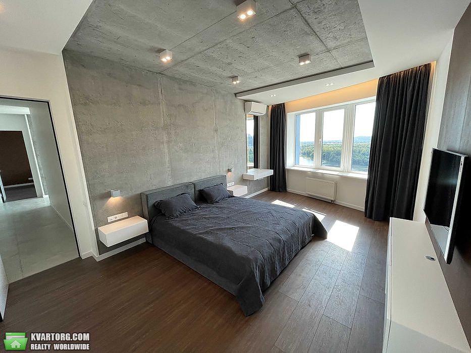 Rent out 3-room apartment. Киев,  Никольско-Слободская — photo 2