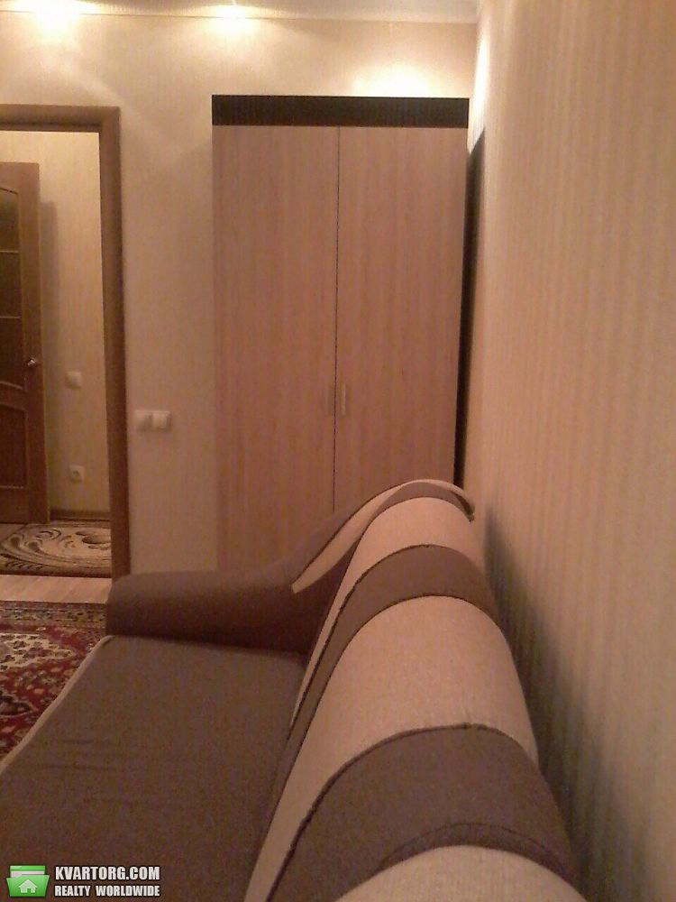 Rent out 2-room apartment. Киев, Перова — photo 7
