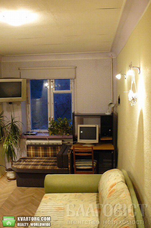 Sell 3-room apartment. Киев,  40-летия Октября просп — photo 3