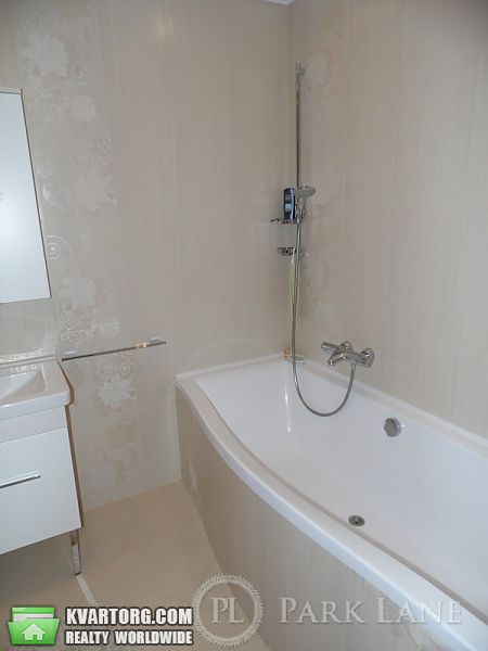 Sell 2-room apartment. Киев, Дегтяревская — photo 7