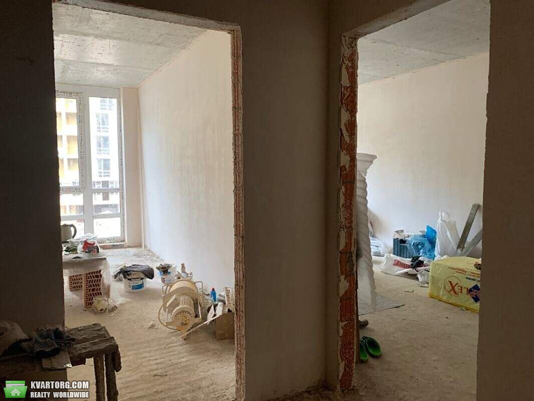 Sell 2-room apartment. Киев, Глубочицкая ул. — photo 2