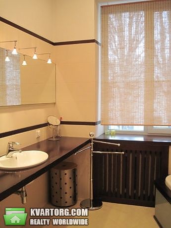 Rent out 2-room apartment. Киев,  Лютеранская — photo 8