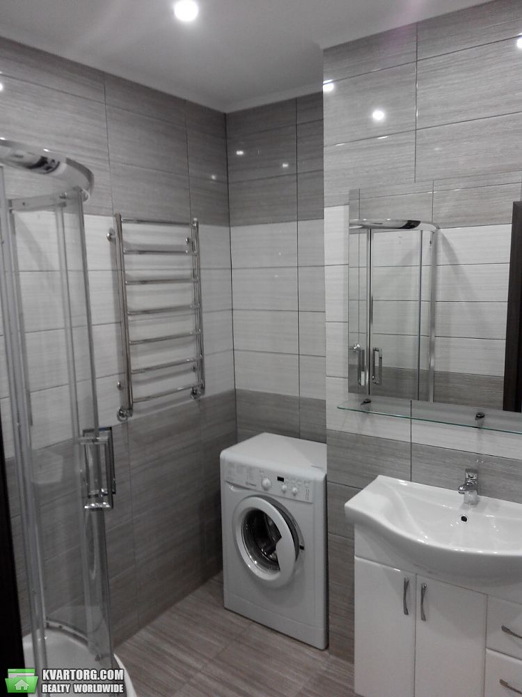 Rent out 2-room apartment. Киев,  Большая Окружная — photo 4