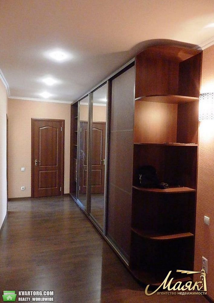 Sell 3-room apartment. Киев,  Днепровская наб — photo 3
