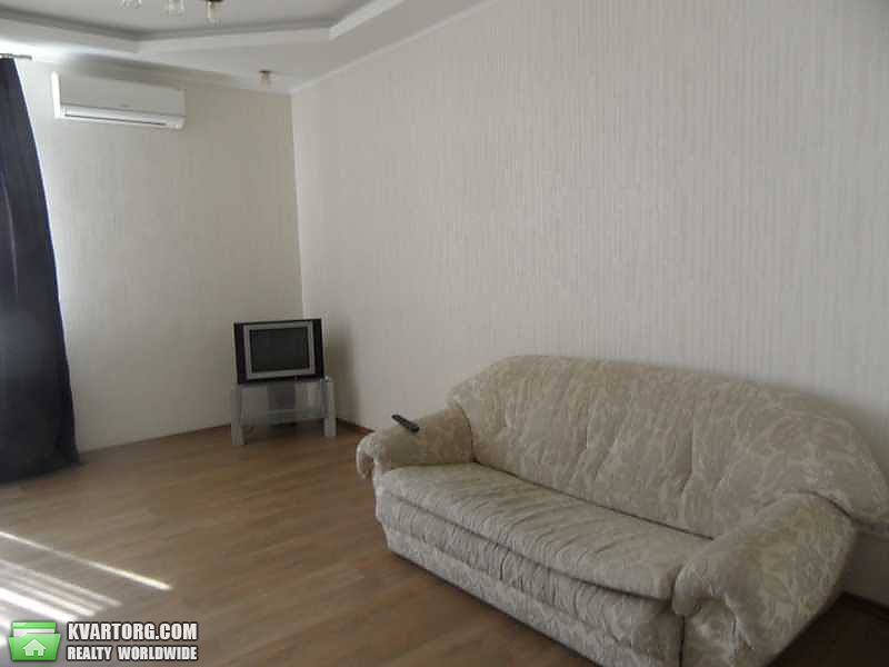 Rent out 3-room apartment. Одесса, Среднефонтанскаяя — photo 8