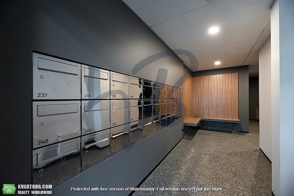 Rent out 2-room apartment. Киев, Набережно Рибальский — photo 4