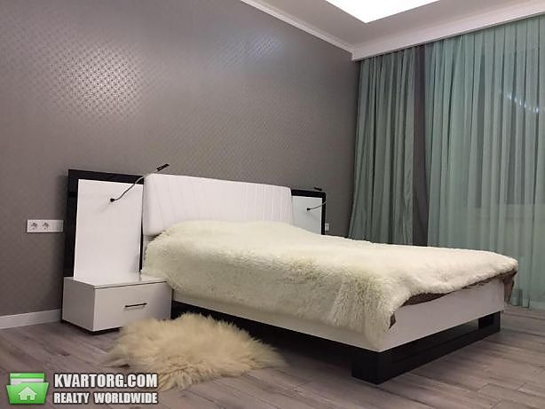 Rent out 1-room apartment. Киев,  Днепровская наб — photo 1