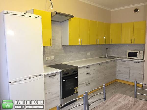 Rent out 2-room apartment. Киев,  Чавдар — photo 1