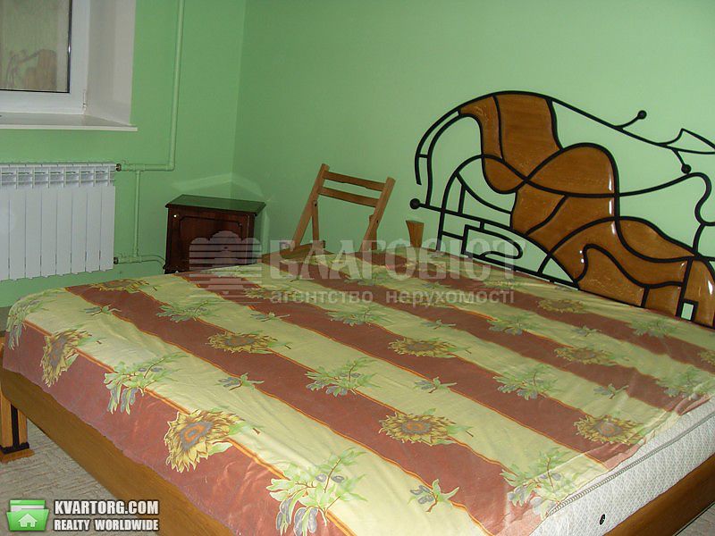 Rent out 3-room apartment. Киев,  Вильямса — photo 1