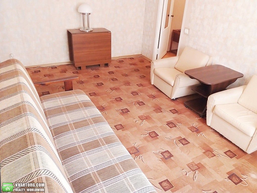 Rent out 2-room apartment. Киев, Олеся Гончара — photo 2