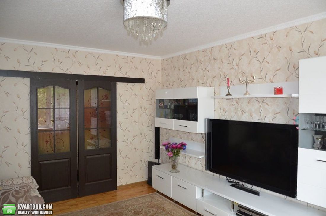Sell 2-room apartment. Киев,  Армянская — photo 1