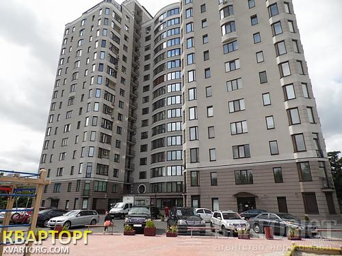 Sell 4-room apartment. Киев,  Молдавская — photo 1