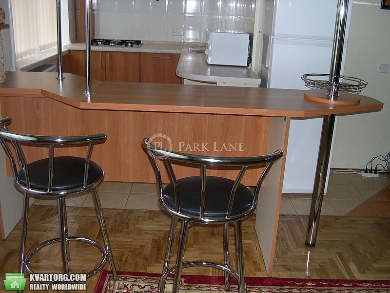 Rent out 2-room apartment. Киев,  Малая Житомирская — photo 7