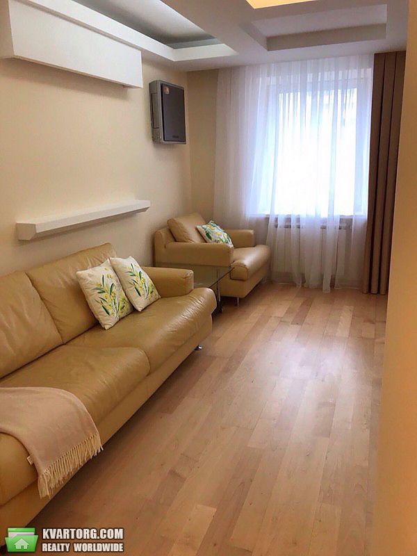Sell 3-room apartment. Киев,  Урловская — photo 1