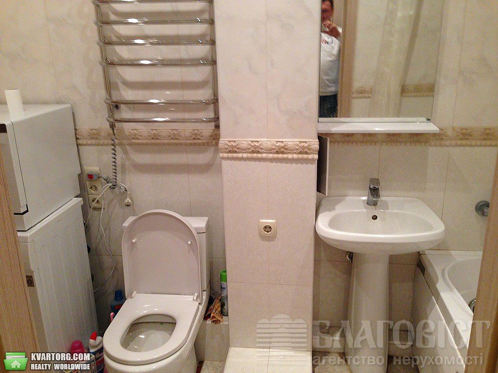 Sell 2-room apartment. Киев, Богомольца — photo 4