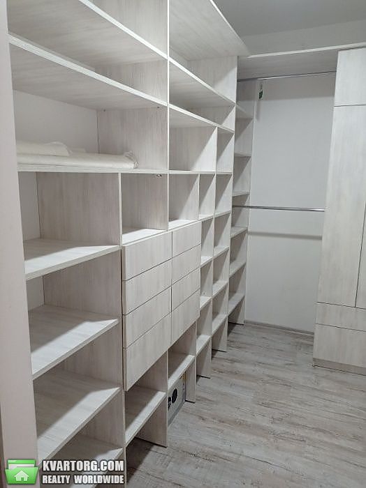 Sell 4-room apartment. Киев,  Вышгородская — photo 5