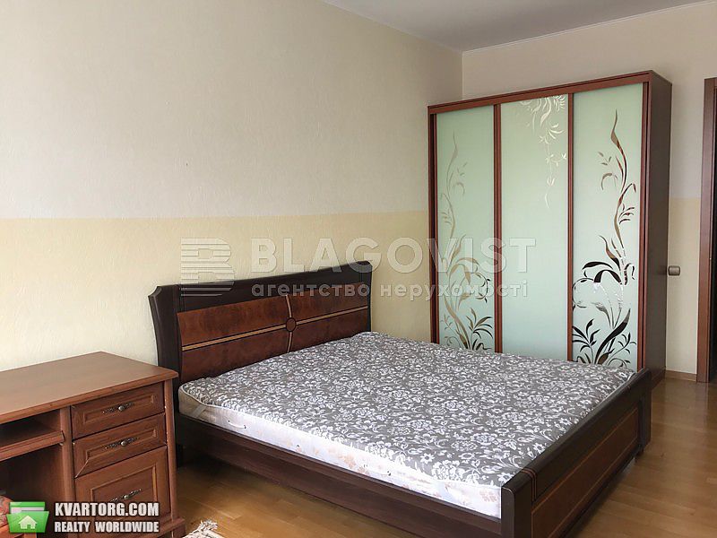 Rent out 2-room apartment. Киев,  Барбюса — photo 8