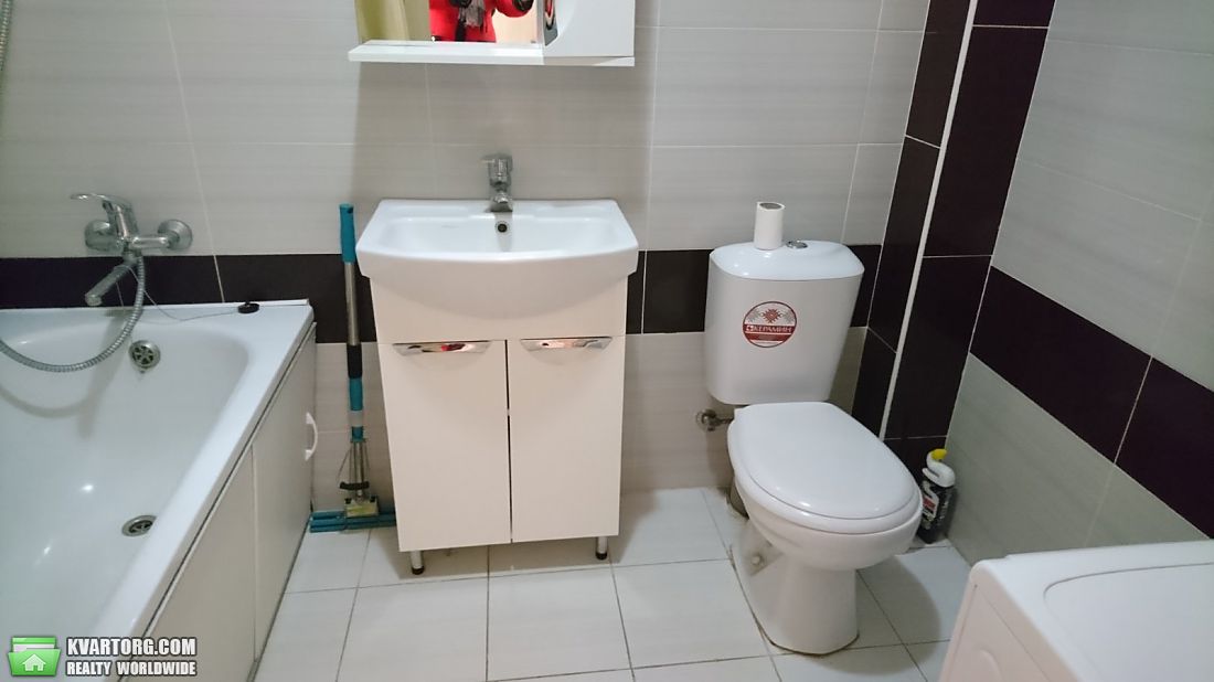 Rent out 2-room apartment. Киев,  Львовская — photo 6