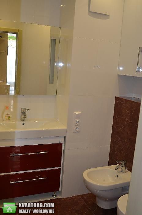 Rent out 2-room apartment. Киев,  Петрицкого — photo 9