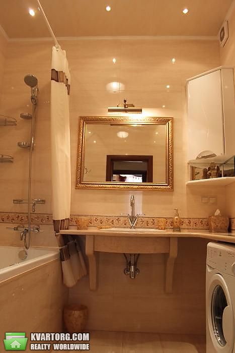 Rent out 3-room apartment. Киев,  Щорса — photo 9