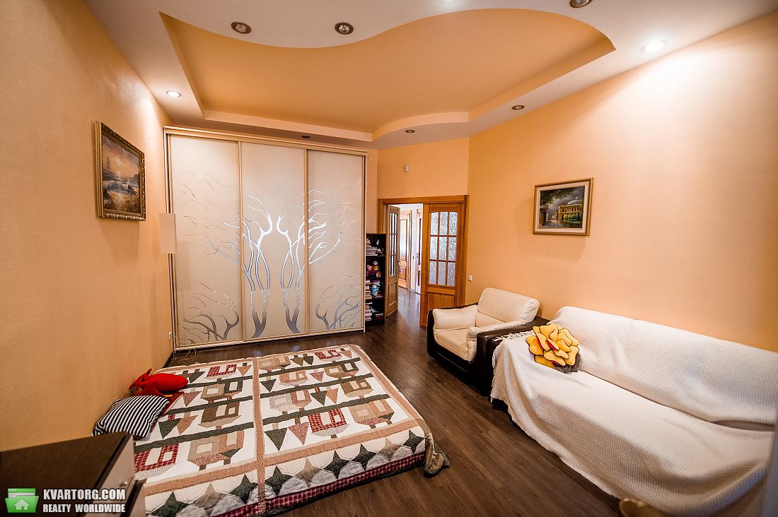 Sell 3-room apartment. Киев,  метро — photo 4