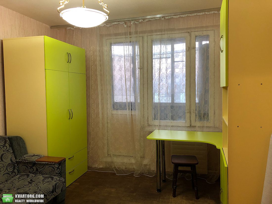 Rent out 2-room apartment. Киев, Жмаченко — photo 2