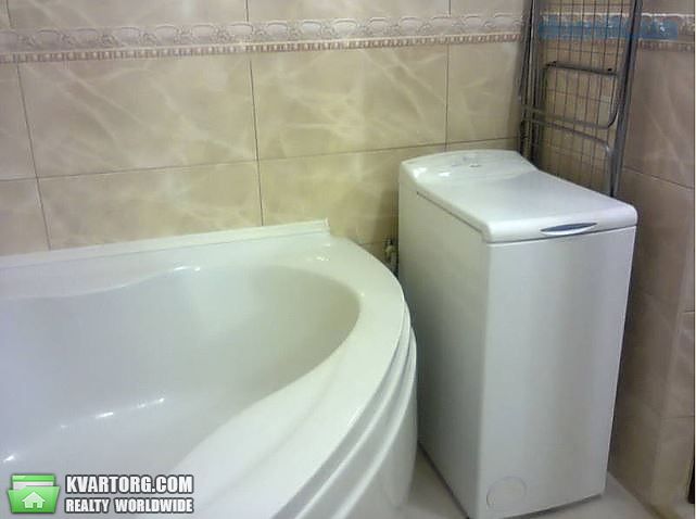 Rent out 2-room apartment. Киев,  Черновола — photo 4