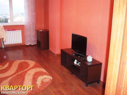 Rent out 2-room apartment. Киев, Индустриальная — photo 8