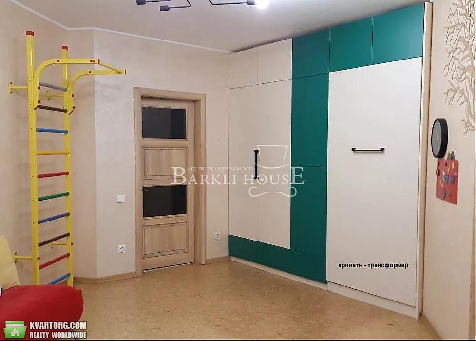 Rent out 4-room apartment. Киев,  Срибнокильская — photo 6