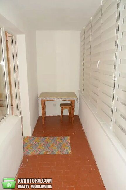 Rent out 2-room apartment. Киев,  Мичурина — photo 10