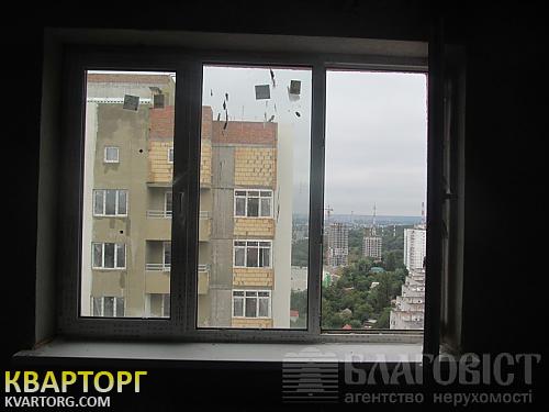 Sell 2-room apartment. Киев,  Феодосийская — photo 2