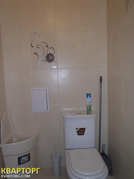 Rent out 3-room apartment. Киев, Курская — photo 2