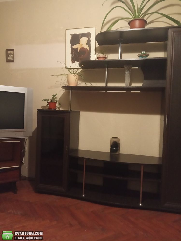 Rent out 2-room apartment. Киев, Миколайчука — photo 4