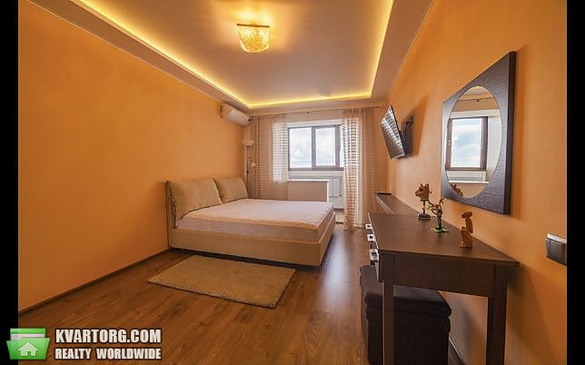 Rent out 3-room apartment. Киев, Заболотного — photo 8