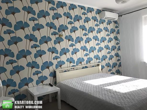 Rent out 2-room apartment. Киев, Урловская — photo 8