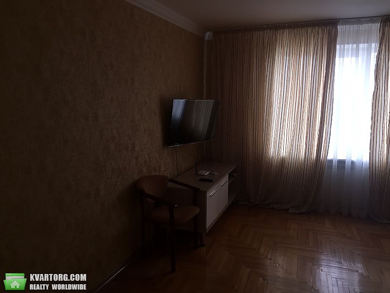 Rent out 1-room apartment. Киев,  Героев Сталинграда пр — photo 3