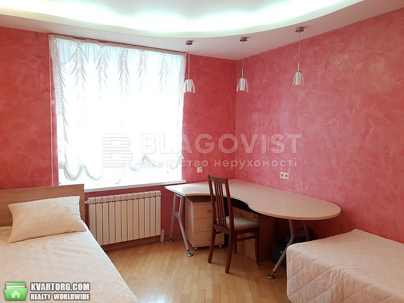 Rent out 3-room apartment. Киев,  Григоренко пр — photo 1