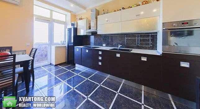 Sell 3-room apartment. Киев,  Щорса — photo 2