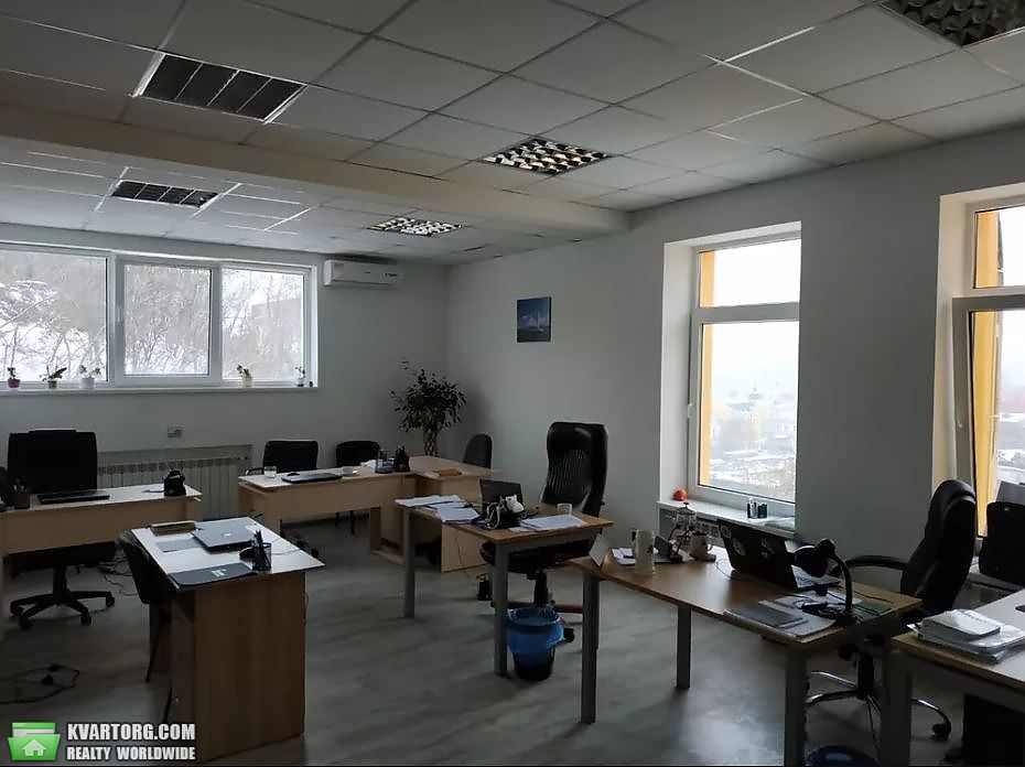 Rent out 4-room apartment. Киев, Нижний Вал — photo 3