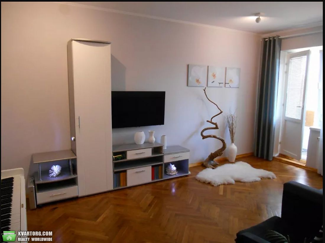 Rent out 2-room apartment. Киев,  Приозерная — photo 6